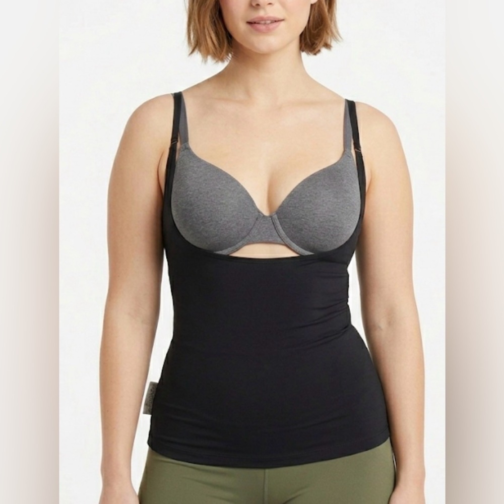 Yummie Tummie Black Wear Ypur Own Bra Camisole Shapewear Size XL‎